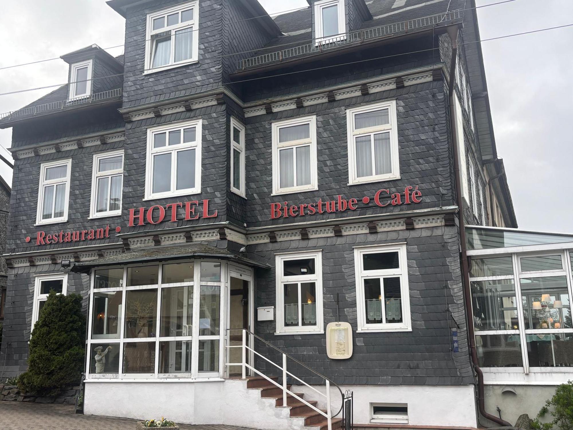 Hotel Burghof Oberweißbach Exteriör bild